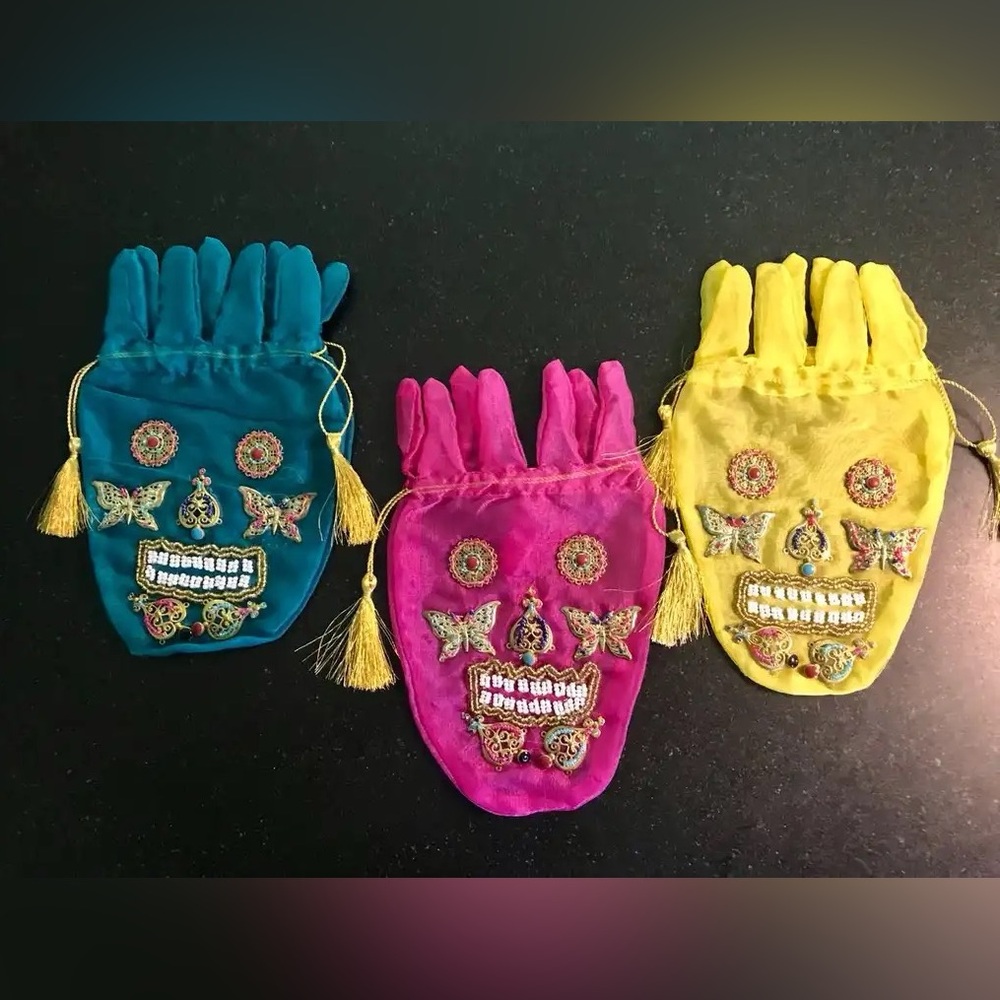 New Set Of 3 Day of the Dead Halloween Silk Beaded Skull Gift Bags
